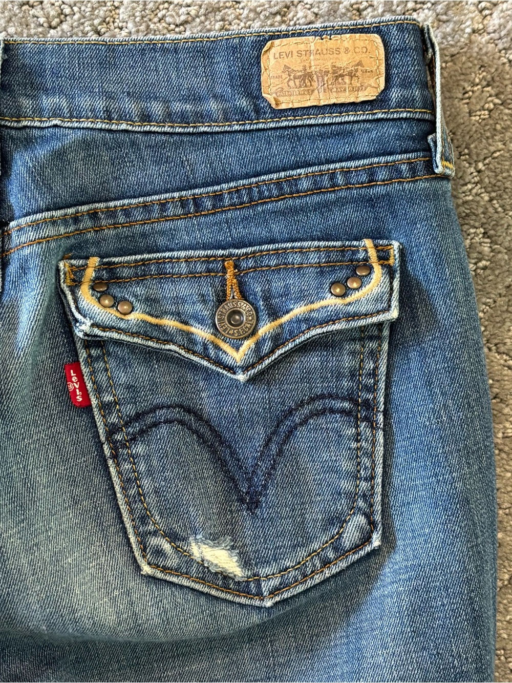 Levi’s 515 Boot Cut Y2K Flap Pocket Stretch Jeans Size 4 Short
